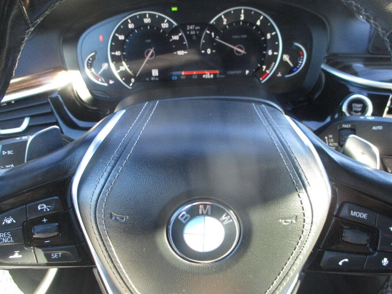 Used 2017 BMW 530i xDrive AWD/4WD image 20