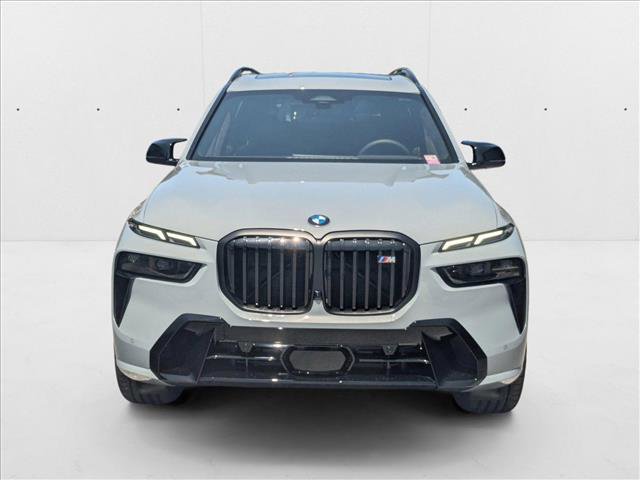 New 2026 BMW X7 M60i w/ Climate Comfort Package image 6