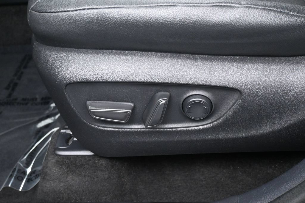 Used 2024 Toyota Grand Highlander FWD image 12