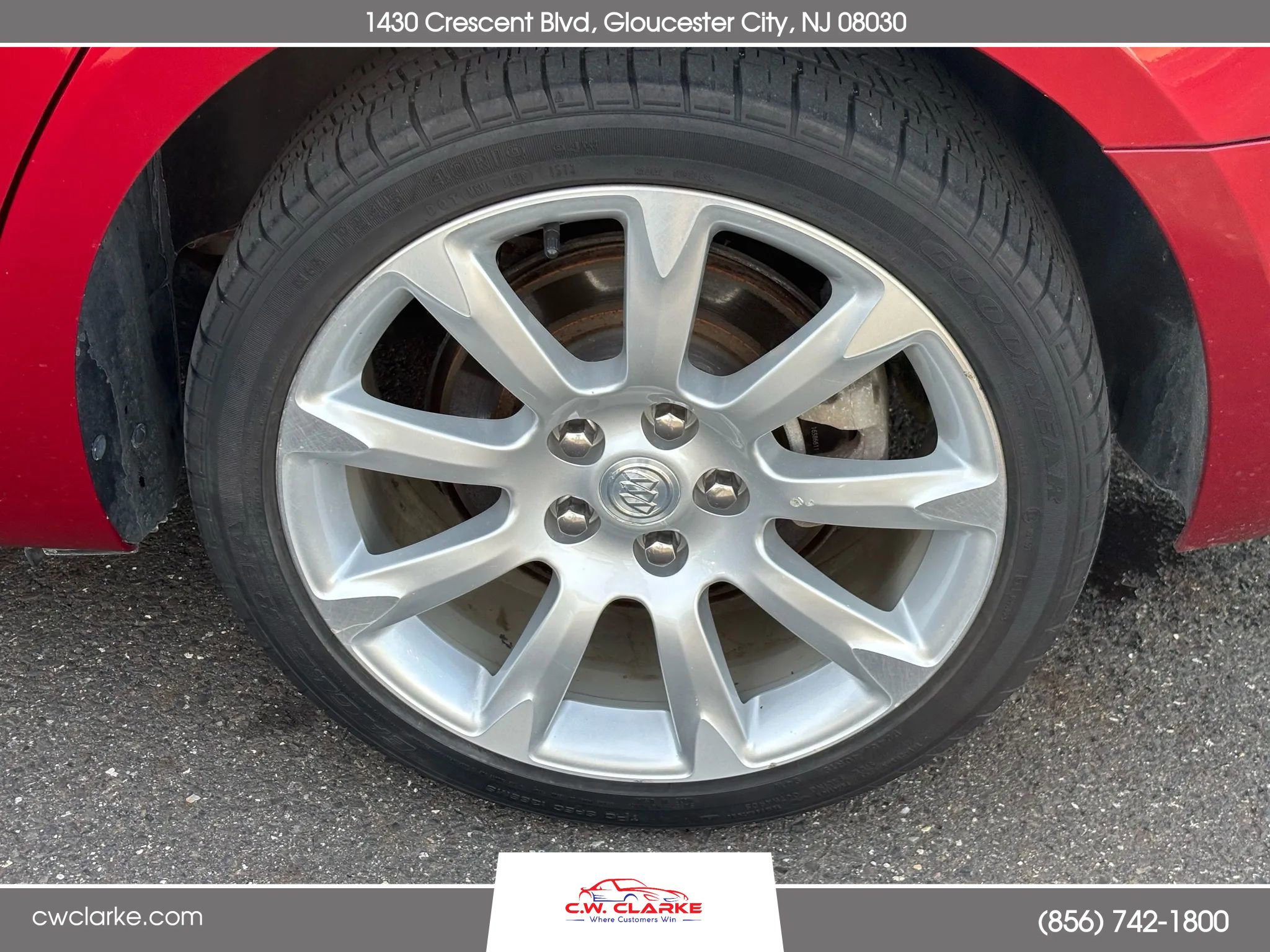 Used 2013 Buick LaCrosse Touring image 27