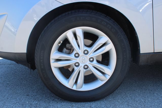 Used 2011 Hyundai Tucson GLS FWD image 30