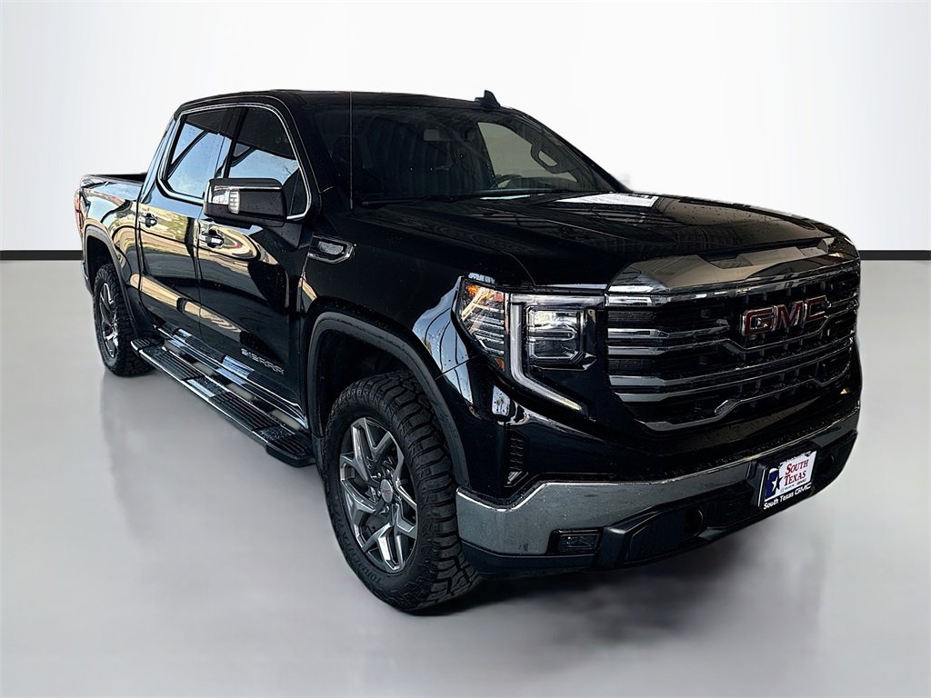 Used 2023 GMC Sierra 1500 SLT image 3