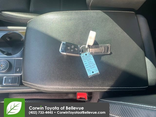 Used 2022 Volkswagen Atlas Cross Sport SE image 7