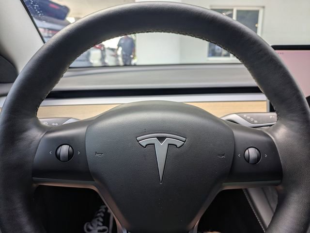 Used 2021 Tesla Model 3 Standard Range Plus image 26