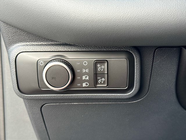 New 2027 Ford Explorer Active RWD image 33