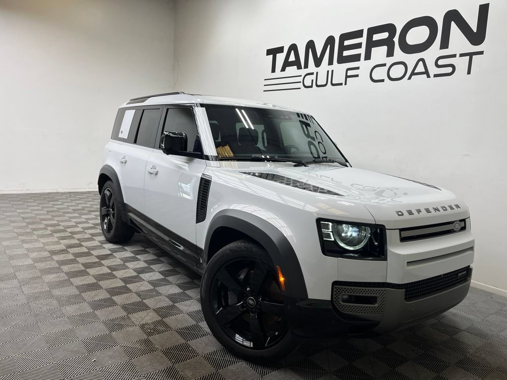 Used 2023 Land Rover Defender 110 X-Dynamic SE AWD/4WD image 1