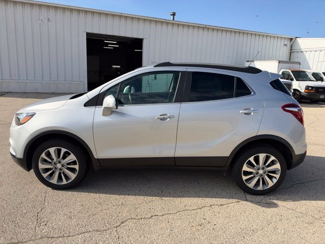 Used 2017 Buick Encore Preferred AWD/4WD image 2