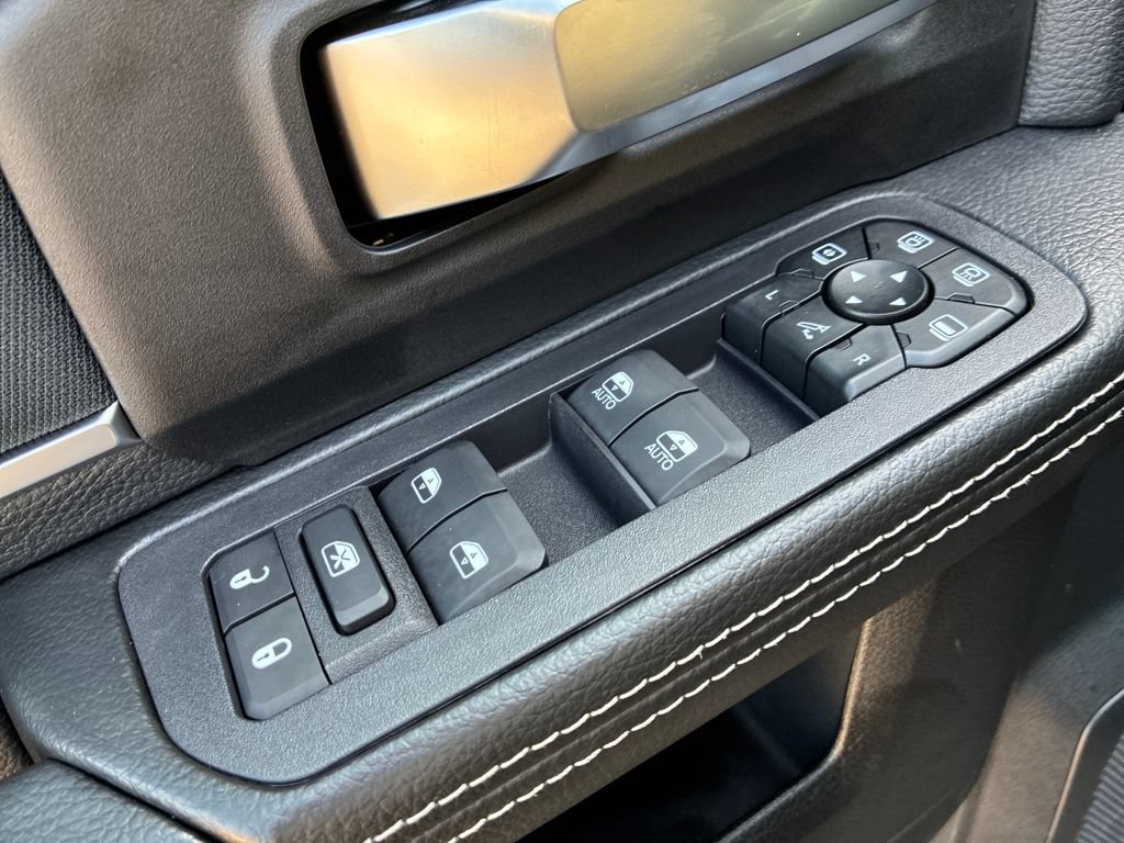 New 2026 RAM 2500 Big Horn AWD/4WD image 12