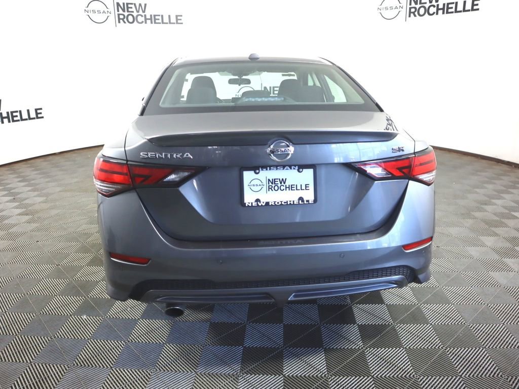Used 2023 Nissan Sentra SR w/ Trunk Package image 6