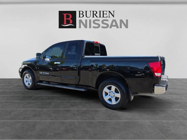 Used 2005 Nissan Titan SE AWD/4WD image 3