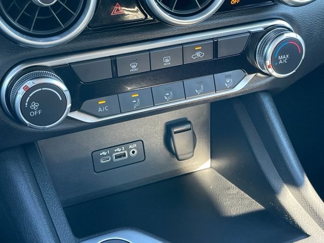 Certified 2023 Nissan Sentra SV FWD image 16