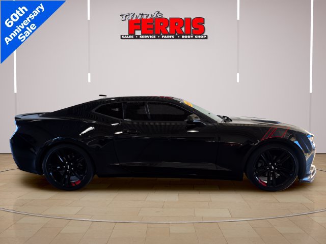 Used 2018 Chevrolet Camaro LT w/ Redline Edition RWD image 6