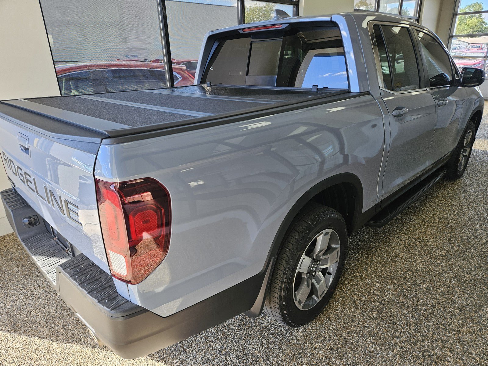 Used 2024 Honda Ridgeline RTL image 2