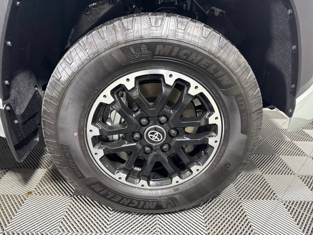 New 2026 Toyota Tundra SR5 AWD/4WD image 11