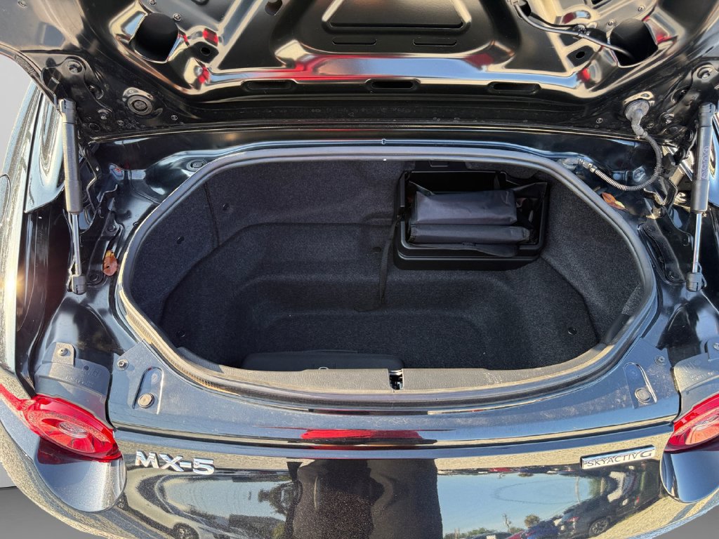 Certified 2024 MAZDA MX-5 Miata RF Grand Touring RWD image 19