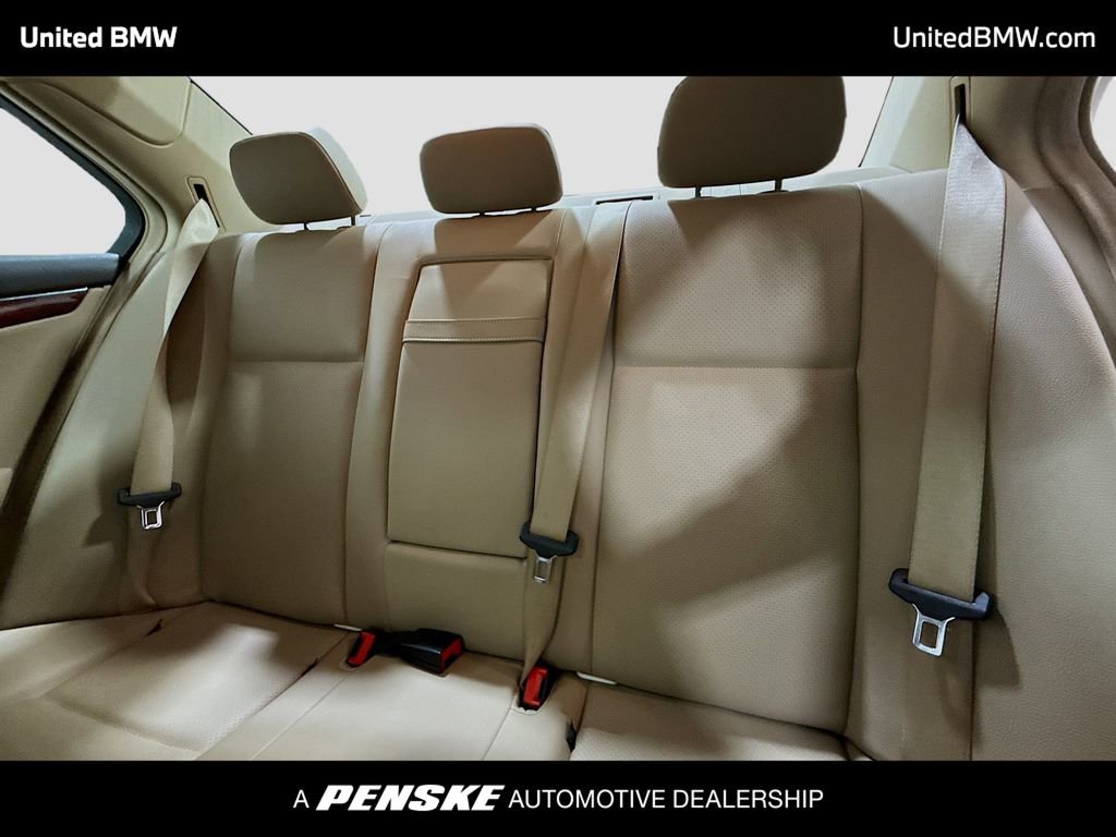 Used 2011 Mercedes-Benz C 300 Sedan image 11