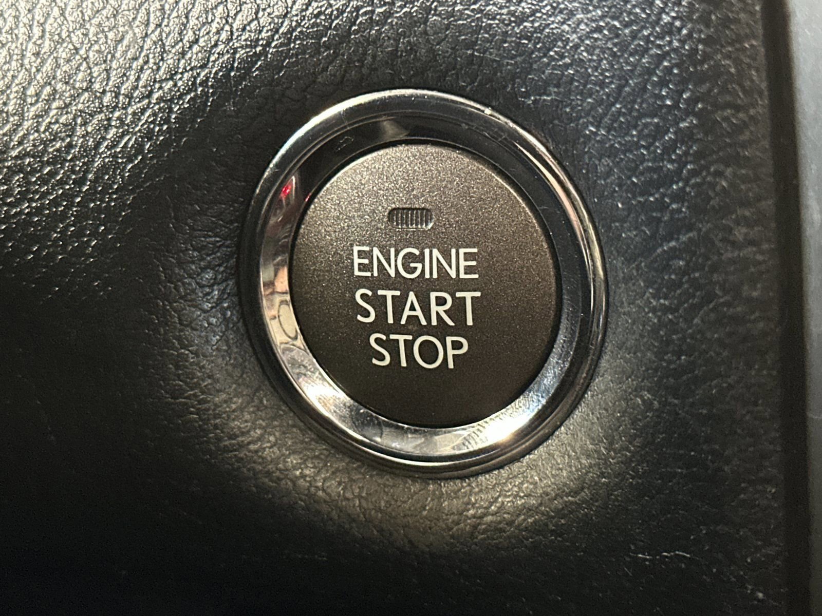 Used 2016 Lexus GX 460 w/ Premium Package AWD/4WD image 26