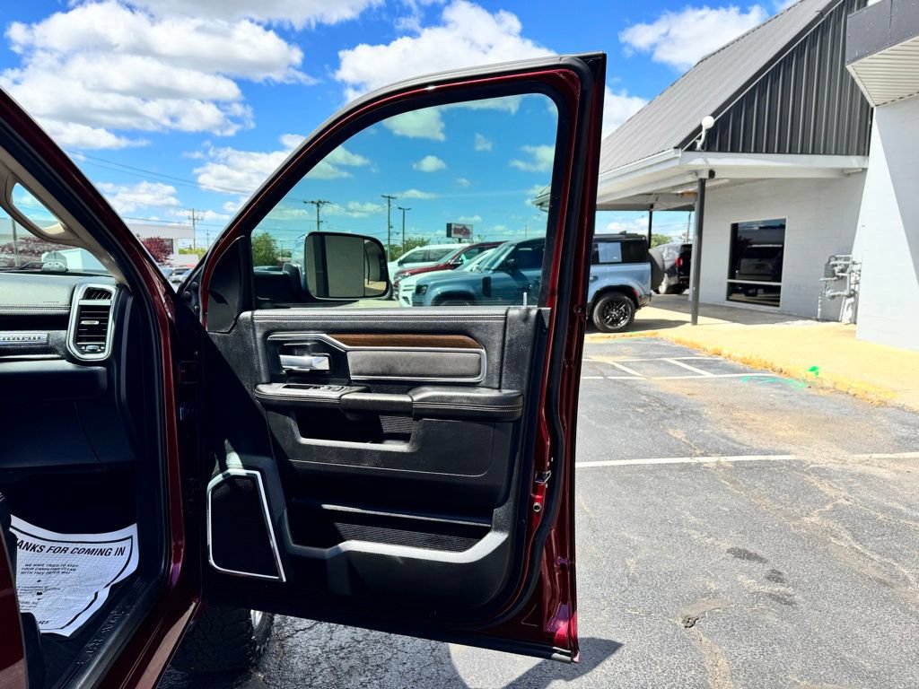 Used 2022 RAM 2500 Laramie AWD/4WD image 57