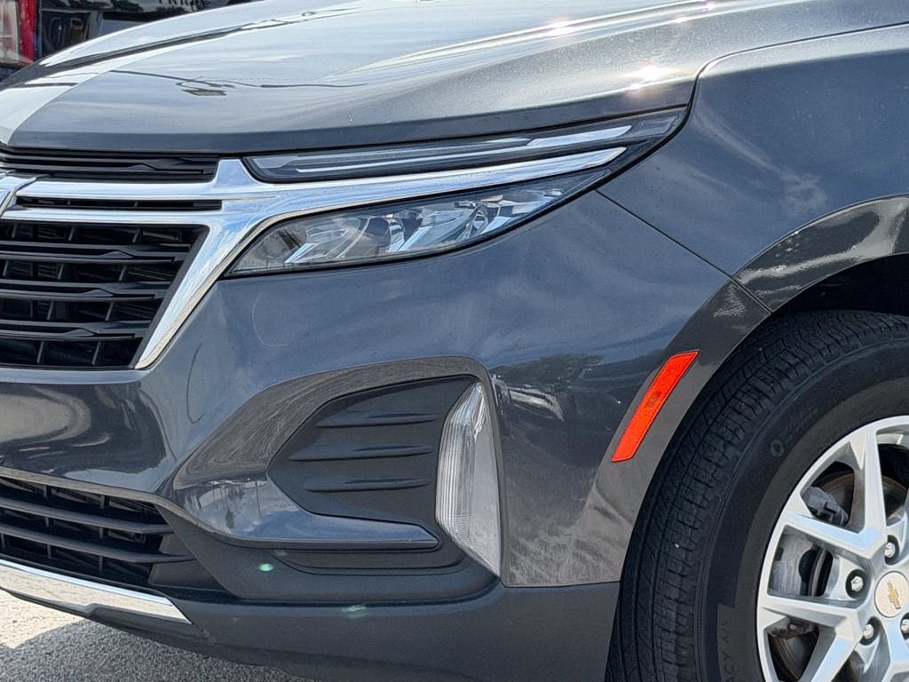 Used 2023 Chevrolet Equinox LT FWD image 11
