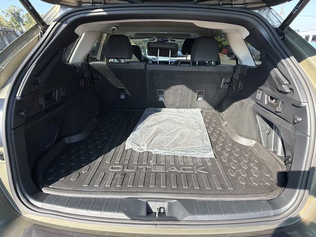 Certified 2024 Subaru Outback Onyx Edition AWD/4WD image 29