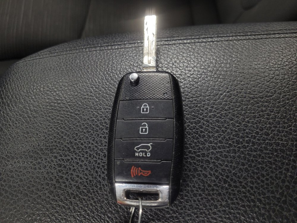 Used 2014 Kia Sorento LX FWD image 32