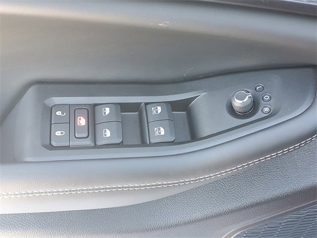 New 2025 Jeep Grand Cherokee L Altitude image 18