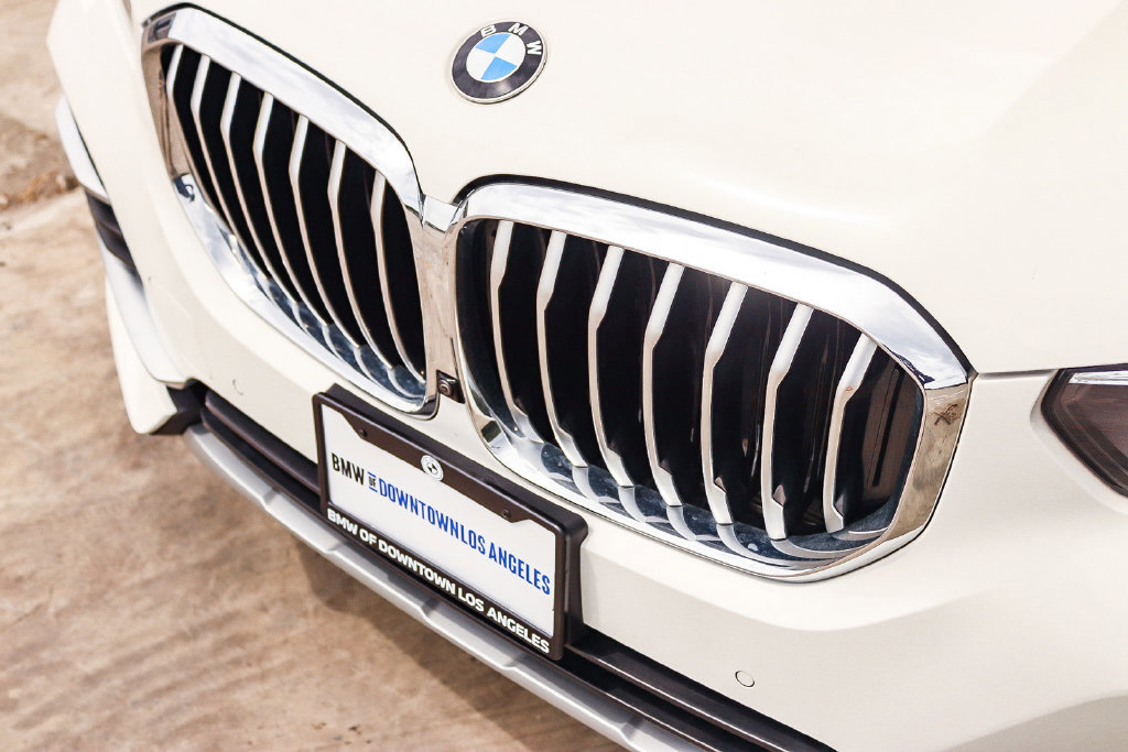 Used 2023 BMW X5 xDrive40i w/ Parking Assistance Package AWD/4WD image 10