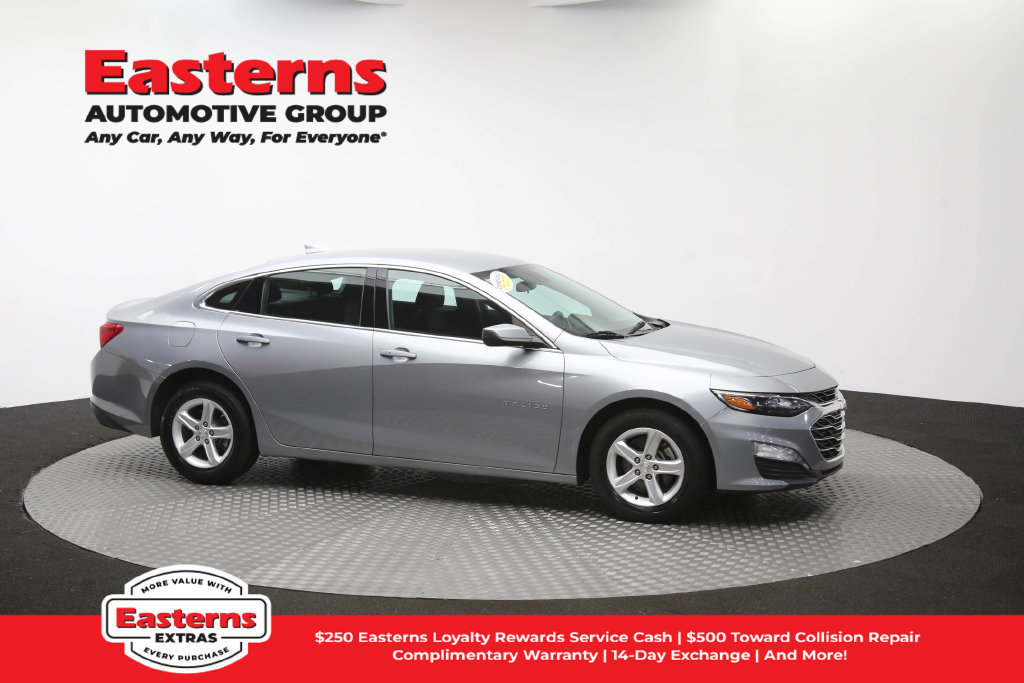 Used 2023 Chevrolet Malibu LT FWD image 47