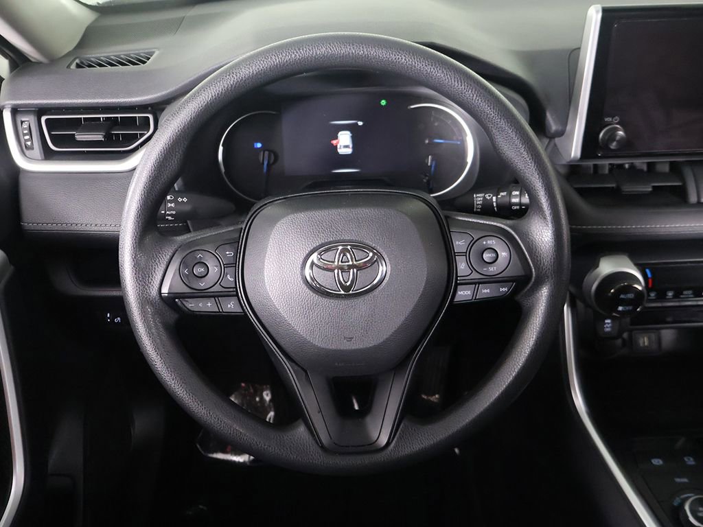 Used 2024 Toyota RAV4 XLE image 32