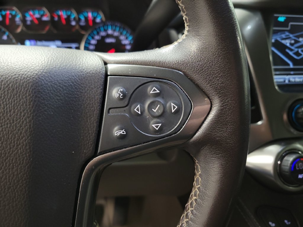 Used 2020 Chevrolet Tahoe LT w/ Luxury Package RWD image 28