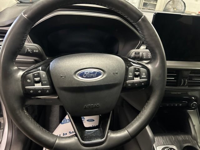Used 2023 Ford Escape Active w/ Tech Pack #2 AWD/4WD image 18
