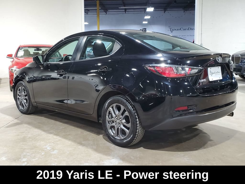 Used 2019 Toyota Yaris LE FWD image 11