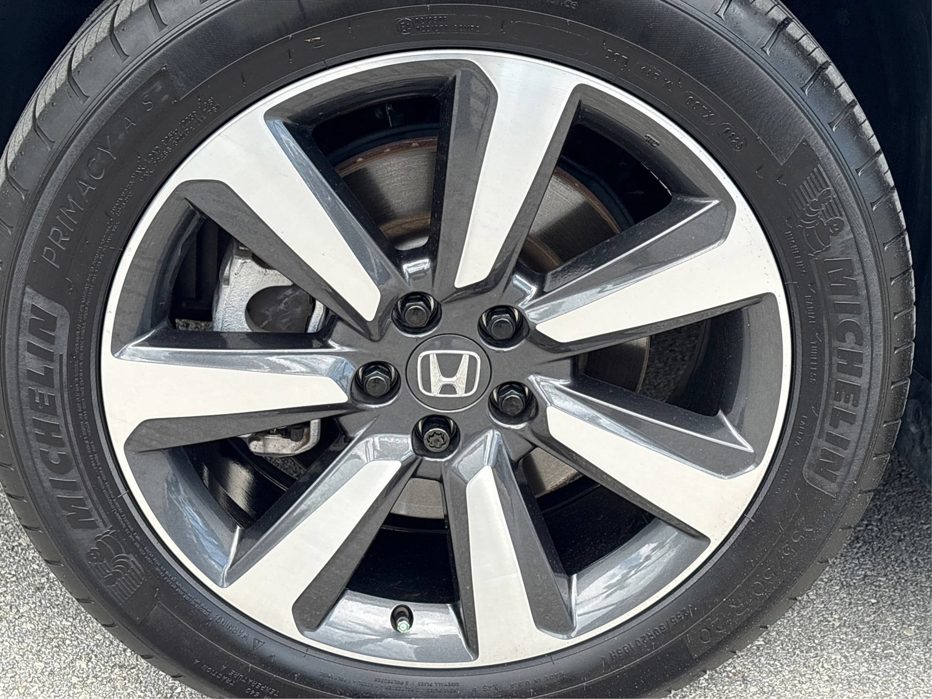Used 2025 Honda Pilot Touring image 12