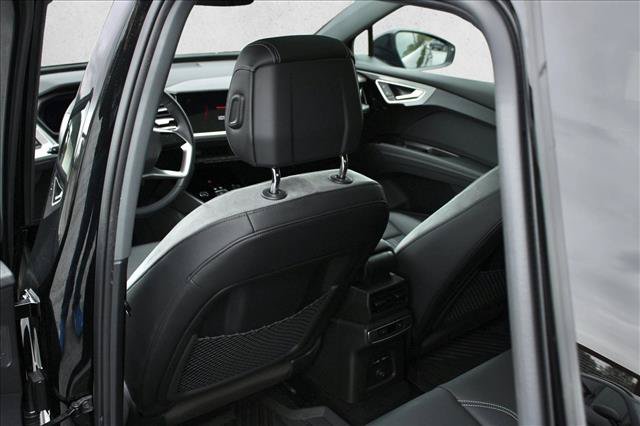 Used 2023 Audi Q4 e-tron Premium Plus w/ Premium Plus RWD image 26