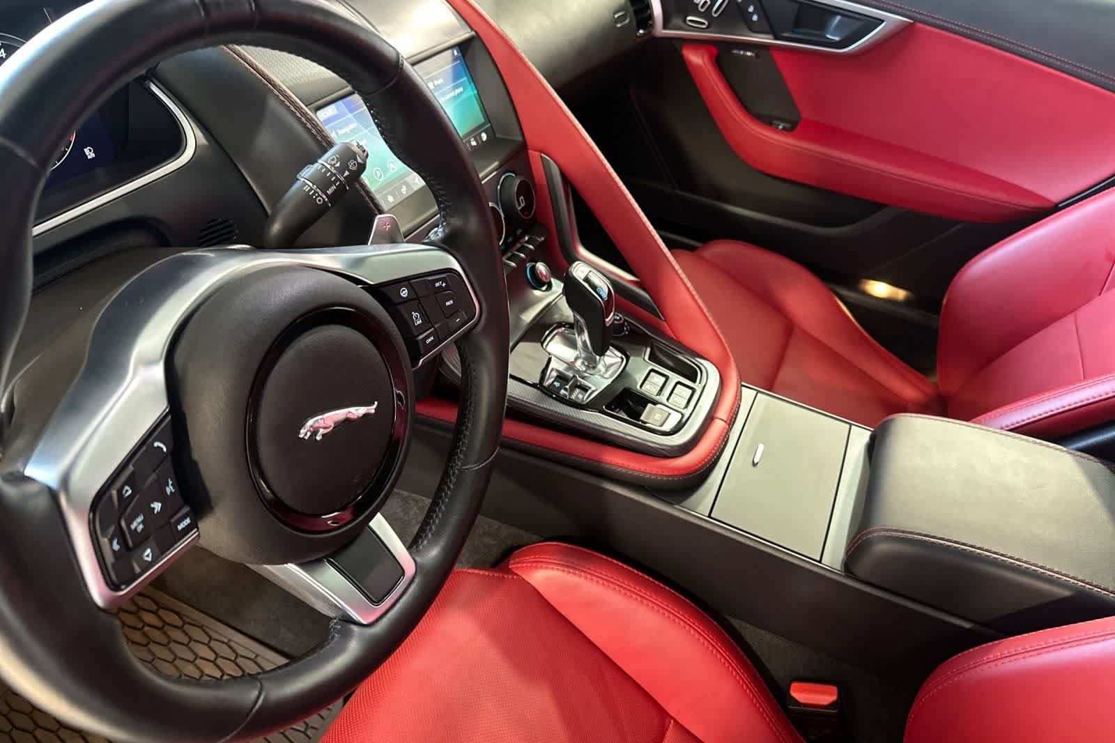 Used 2023 Jaguar F-TYPE R-Dynamic AWD/4WD image 11