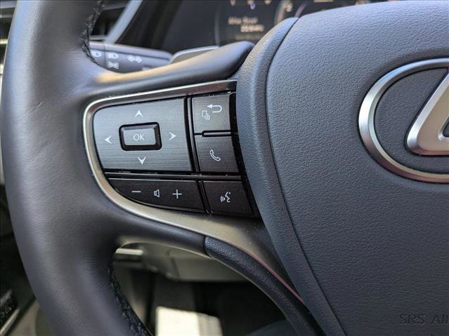 Used 2025 Lexus ES 350 w/ Premium Package image 13