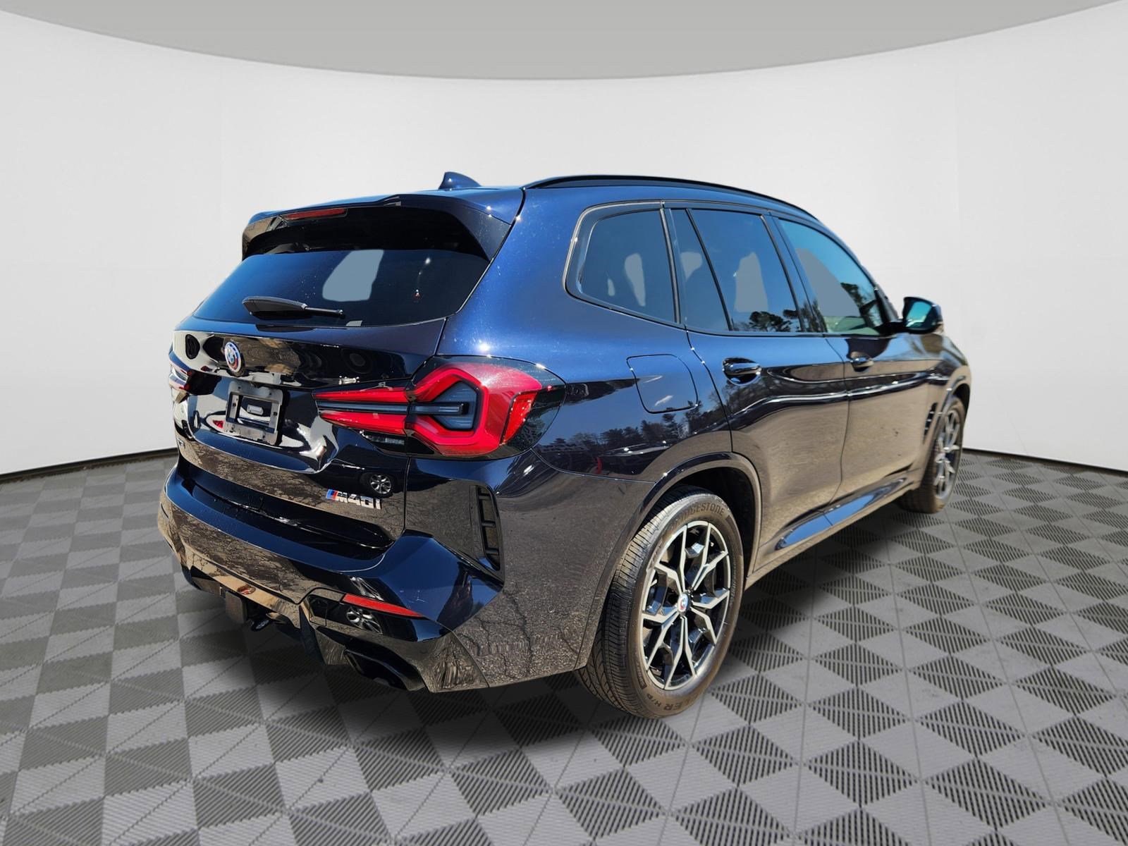 Used 2023 BMW X3 M40i w/ Premium Package image 4