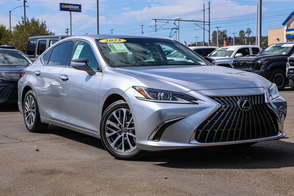 Used 2025 Lexus ES 350 FWD image 1
