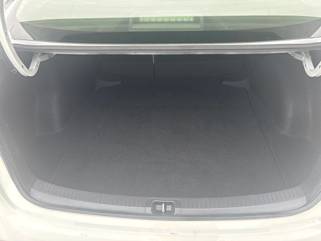 Used 2023 Toyota Corolla LE FWD image 40