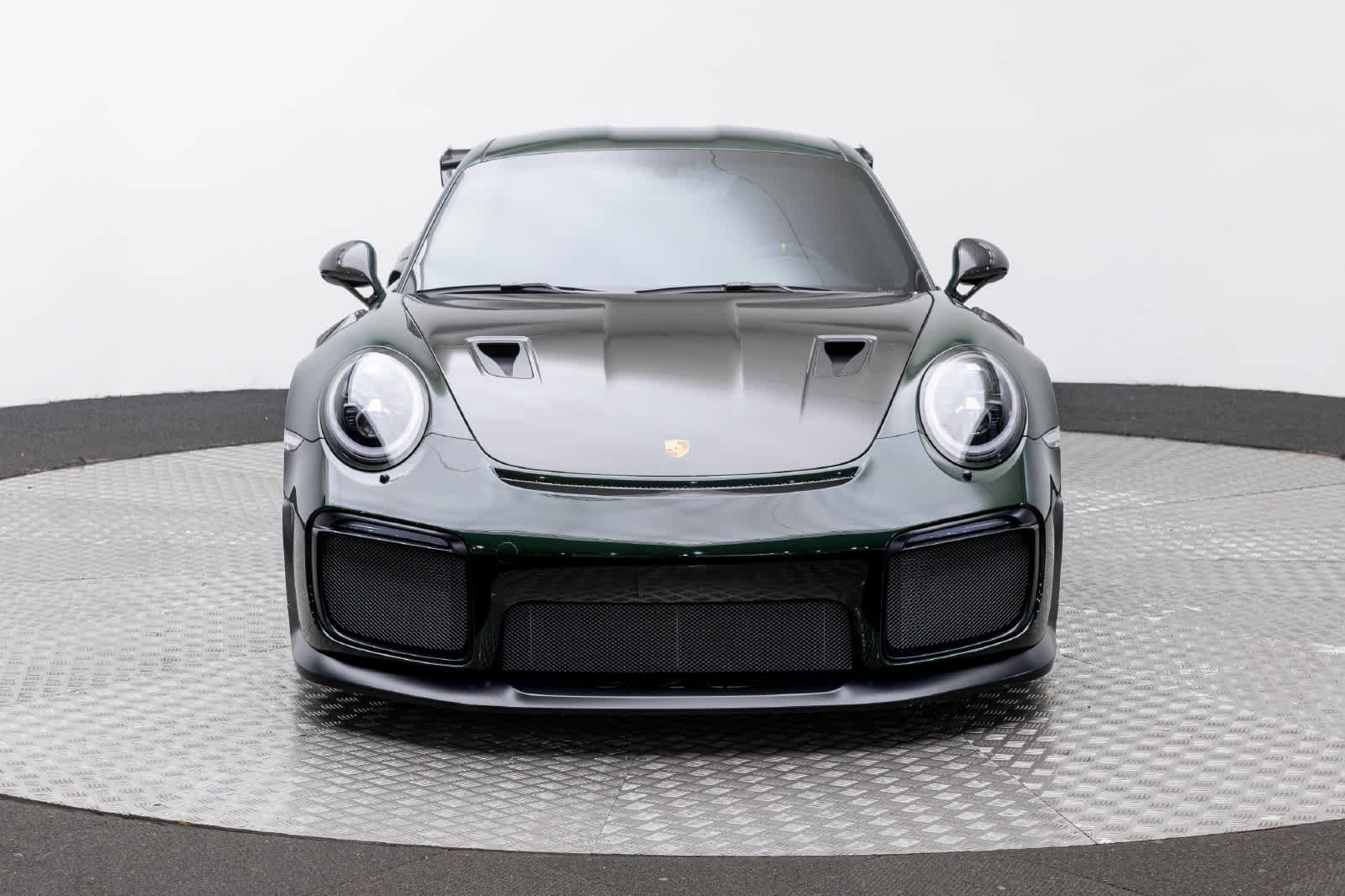 Used 2018 Porsche 911 GT2 RS RWD image 6