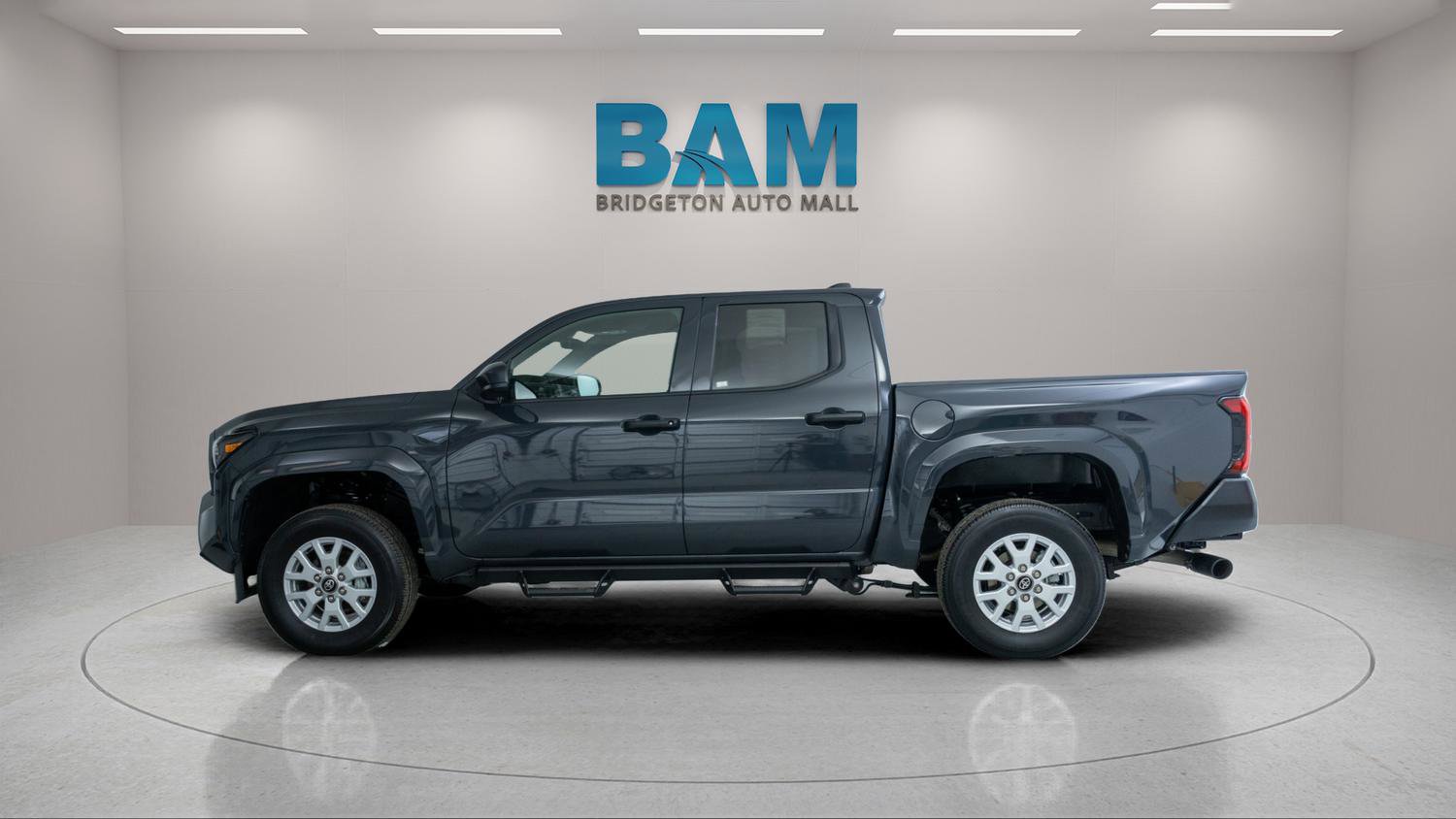 Used 2025 Toyota Tacoma SR w/ SR Upgrade Package RWD image 4