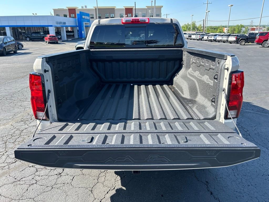 Used 2026 Chevrolet Colorado Trail Boss AWD/4WD image 34