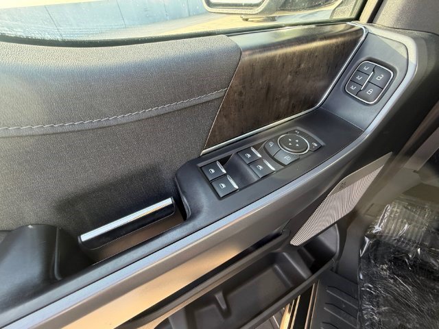 Used 2022 Ford F150 Lariat AWD/4WD image 11