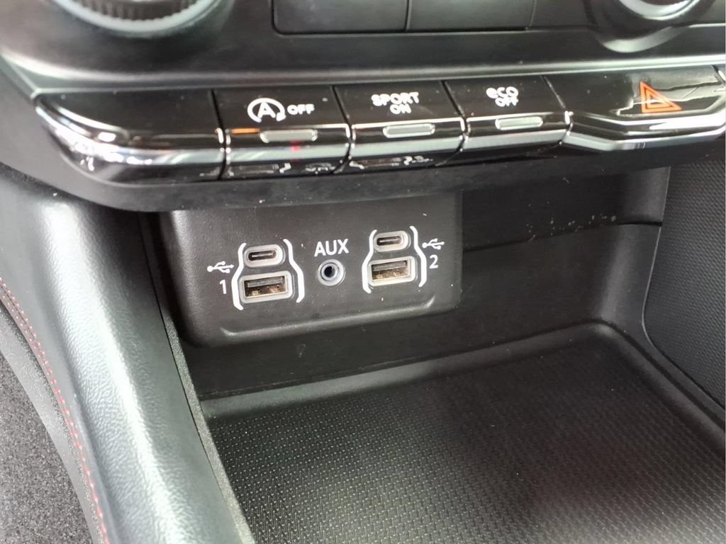Used 2023 Dodge Durango GT RWD image 12