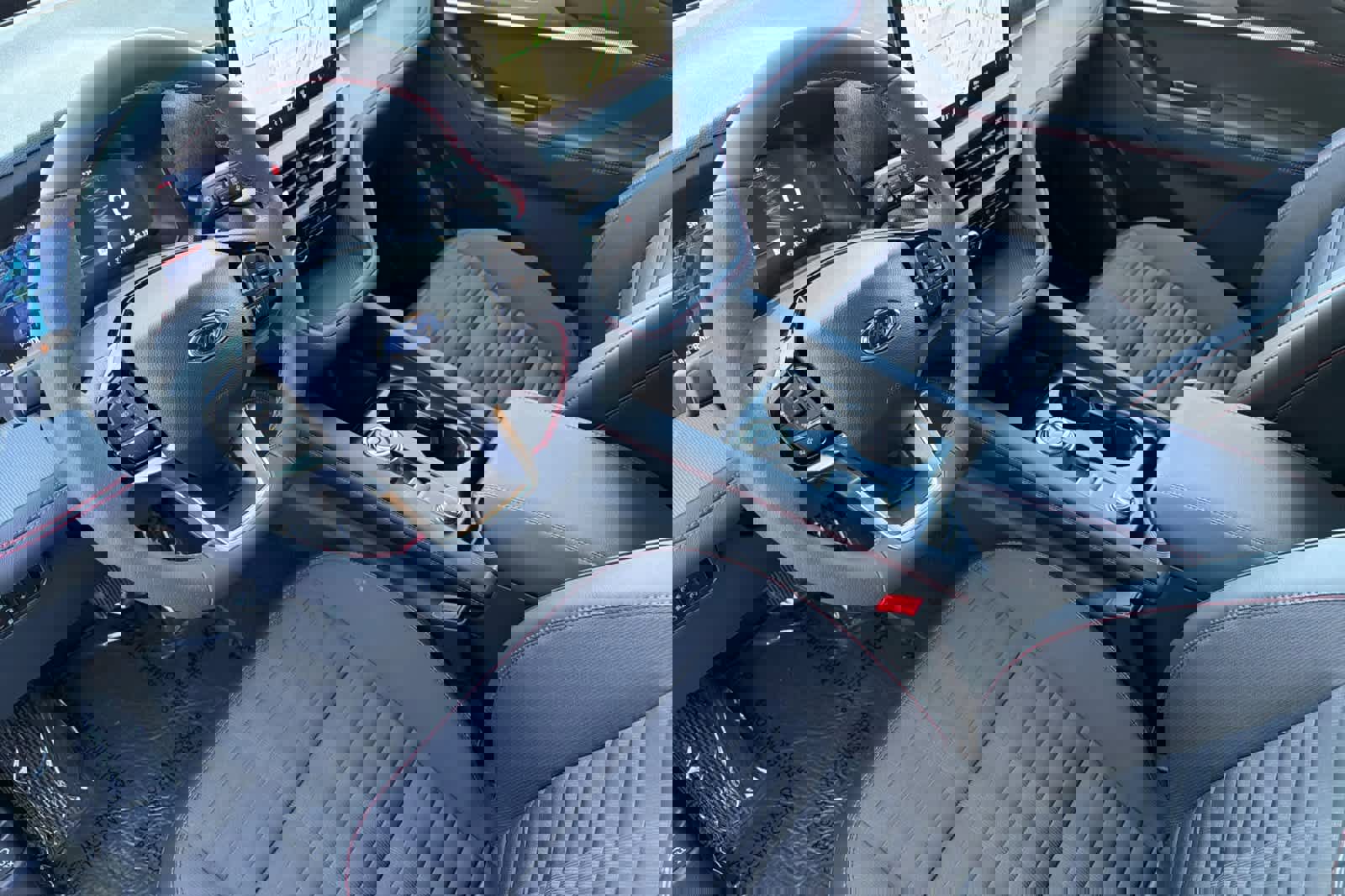 New 2026 Ford Explorer ST-Line image 18