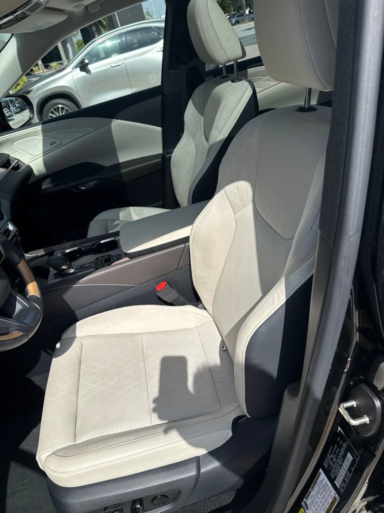 Used 2024 Lexus RX 450h AWD w/ Convenience Package image 5