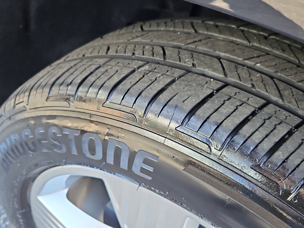 Used 2022 Audi Q4 e-tron Prestige image 31