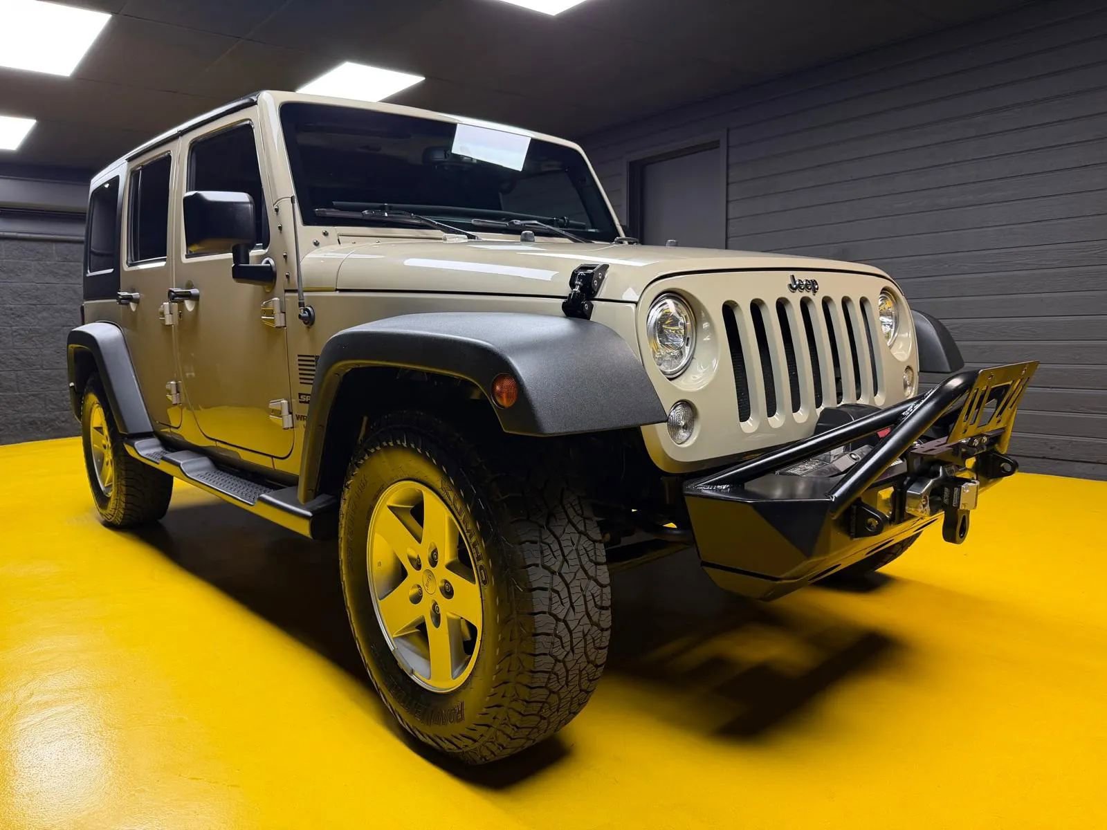 Used 2017 Jeep Wrangler Unlimited Sport w/ Quick Order Package 23S image 3