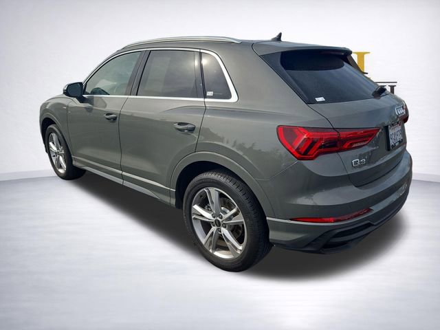 Used 2023 Audi Q3 2.0T Premium w/ Convenience Package image 5