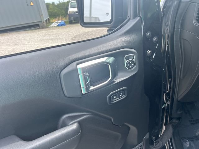 New 2025 Jeep Gladiator Sport image 11